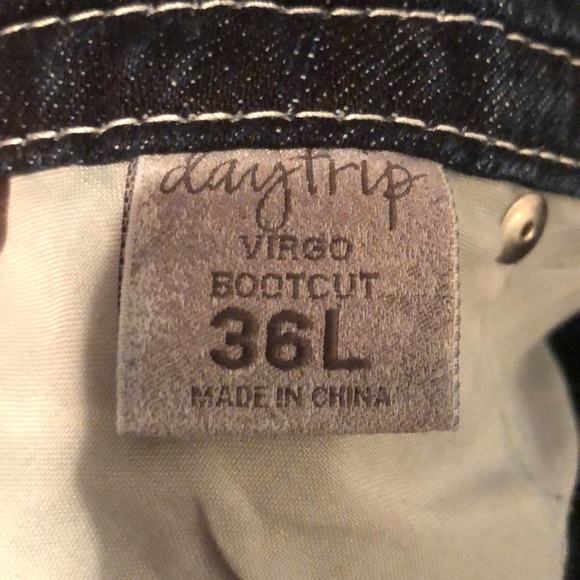 Buckle Day trip Virgo jeans sz 36L - Picture 5 of 5